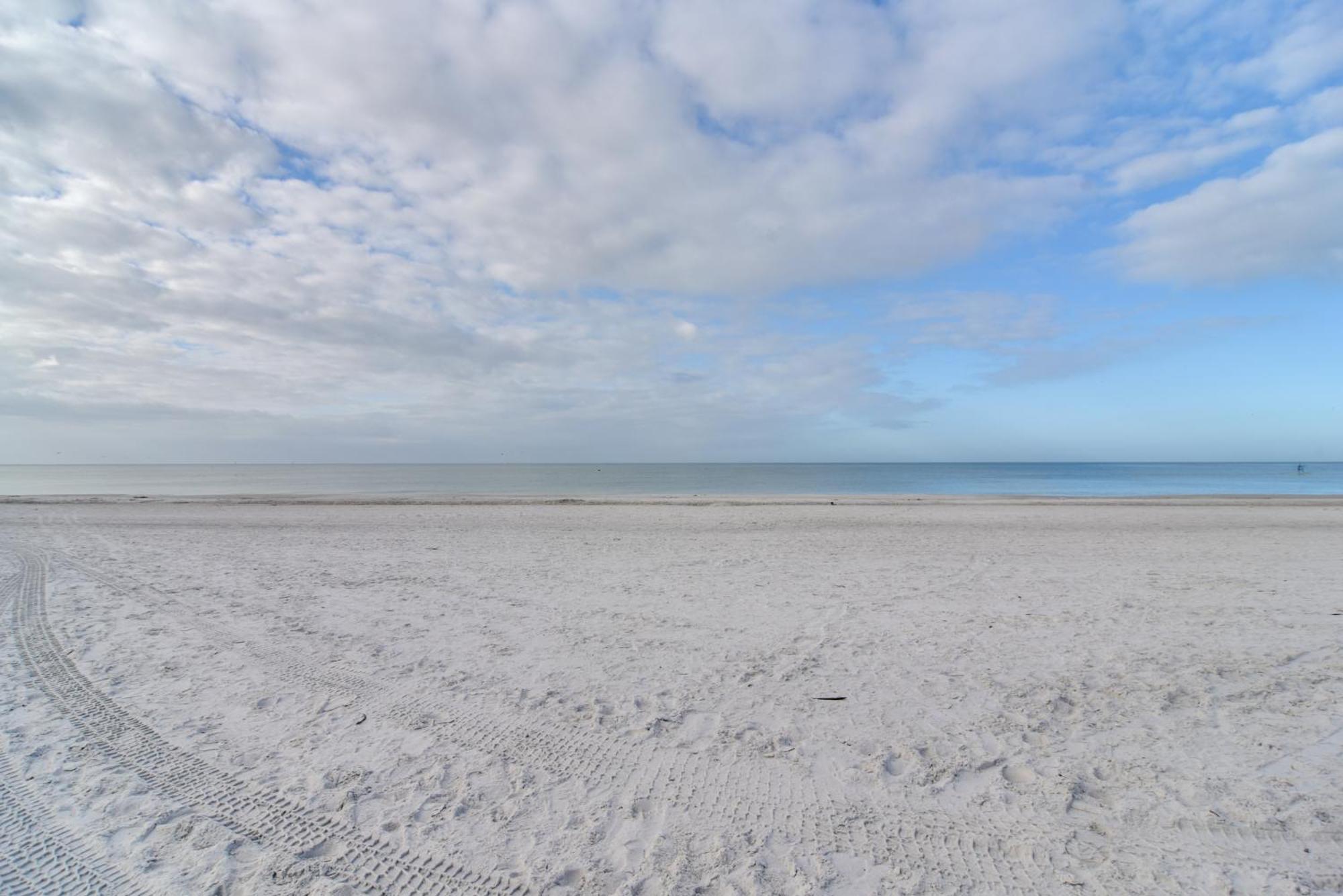 Condo With Community Pool - Walk To Madeira Beach! St. Pete Beach Eksteriør bilde